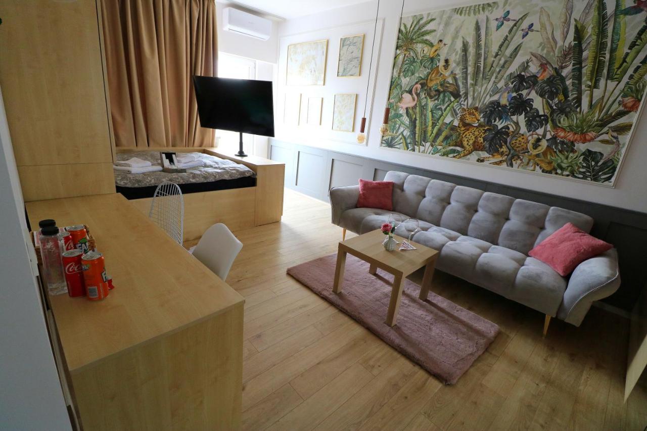 Deluxe Studio Old Center Panoramic View Terrace Lägenhet Bukarest Exteriör bild